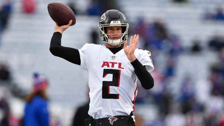 Atlanta Falcons quarterback Matt Ryan warms up before an NFL football game against the Buffalo Bills in Orchard Park, N.Y., Sunday, Jan. 2, 2022. (AP Photo/Adrian Kraus)