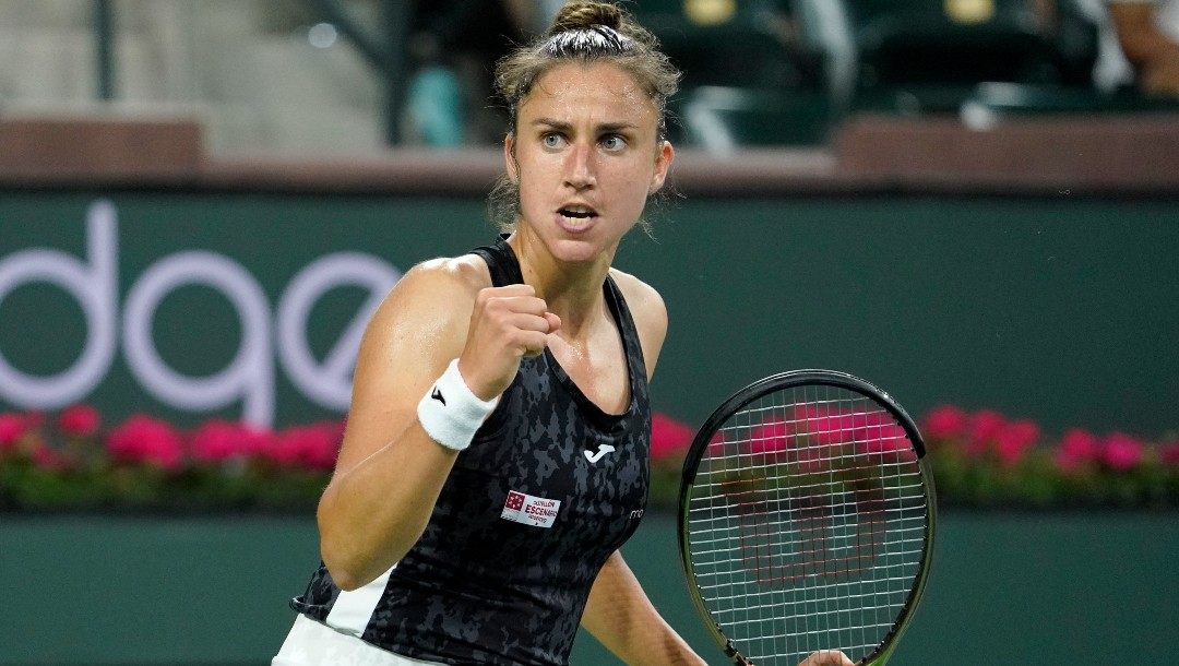 Sara Sorribes Tormo, of Spain, reacts after winning a point over Paula Badosa, of Spain, at the BNP Paribas Open tennis tournament Monday, March 14, 2022, in Indian Wells, Calif.