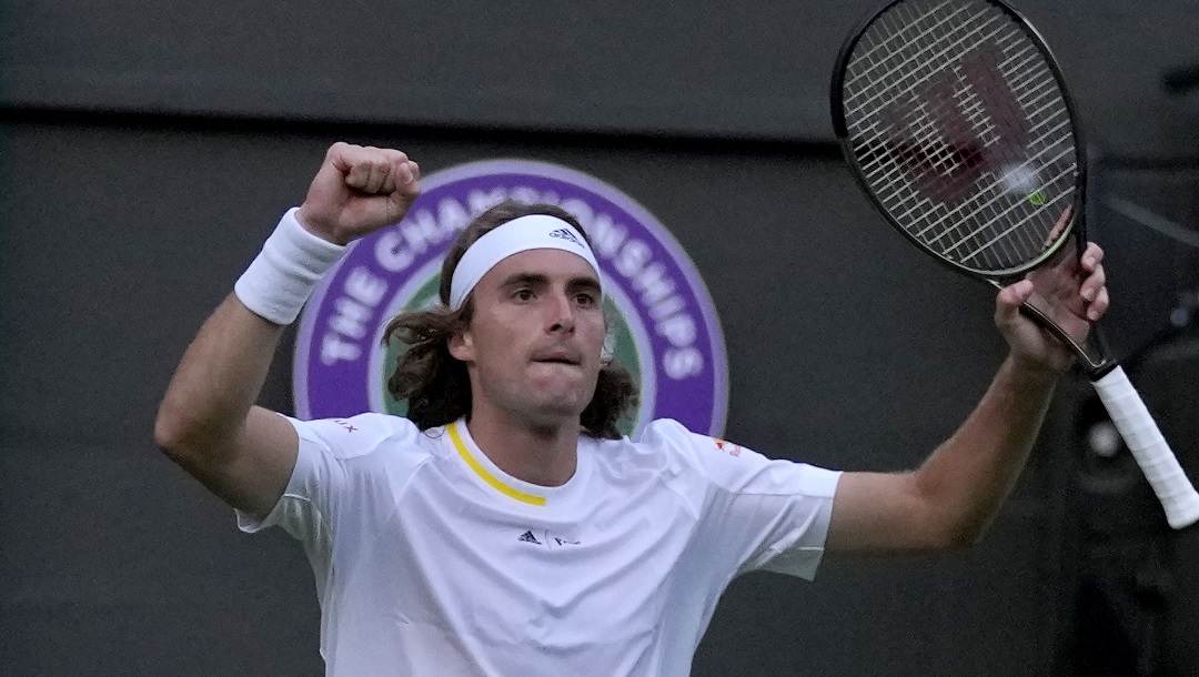 Stefanos Tsitsipas has interesting tennis betting odds at Wimbledon.