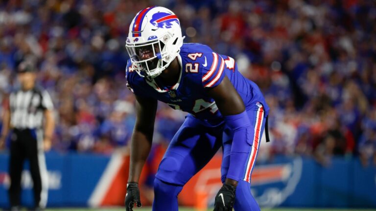 Buffalo Bills cornerback Kaiir Elam (24) plays