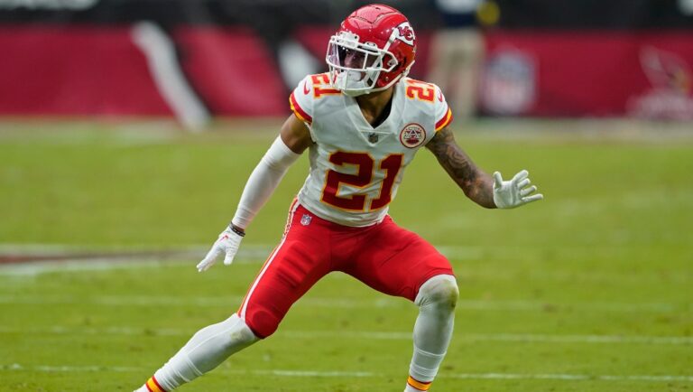Kansas City Chiefs cornerback Trent McDuffie (21) plays