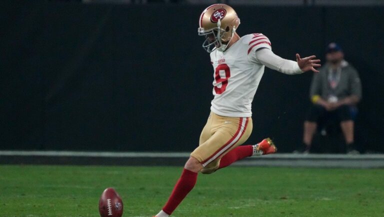 San Francisco 49ers place kicker Robbie Gould (9) kicks off against the Las Vegas Raiders during the first half of an NFL football game, Sunday, Jan. 1, 2023, in Las Vegas.