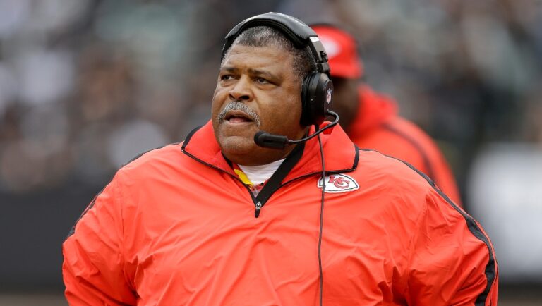 Then-Kansas City Chiefs head coach Romeo Crennel