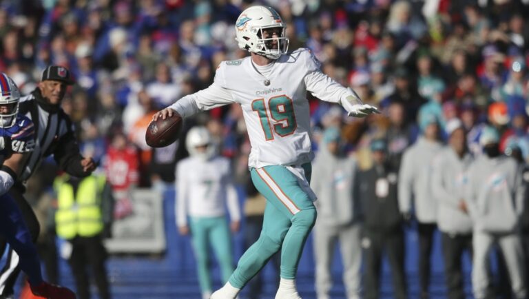 Skylar Thompson played college football at Kansas State before being drafted by the Dolphins in 2022.