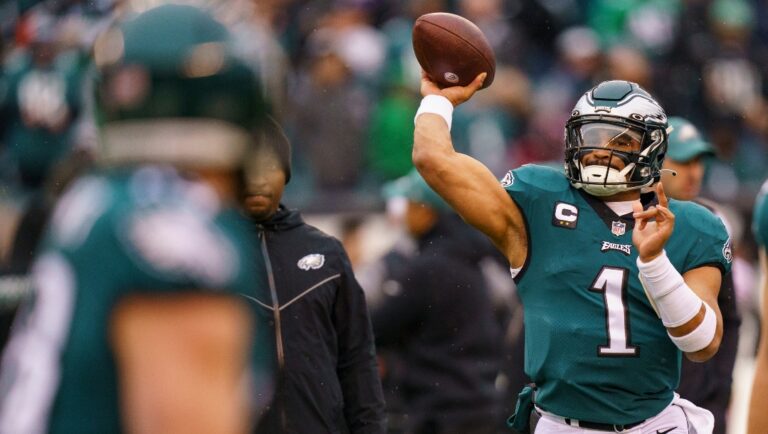 Philadelphia Eagles quarterback Jalen Hurts (1) throws