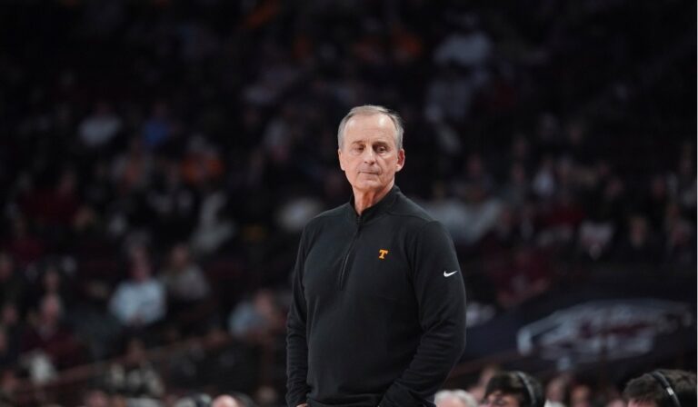 Louisville vs Tennessee Prediction, Odds & Best Bets Today – NCAAB, Dec. 16