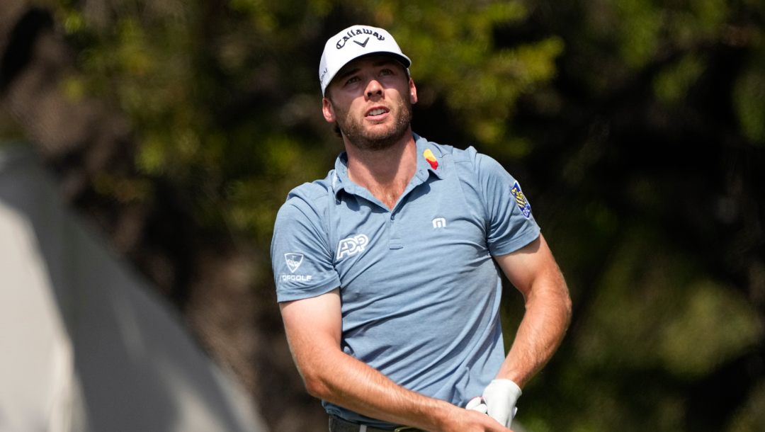 Sam Burns watches his tee shot on the eighth hole during the final match at the Dell Technologies Match Play Championship golf tournament in Austin, Texas, Sunday, March 26, 2023.