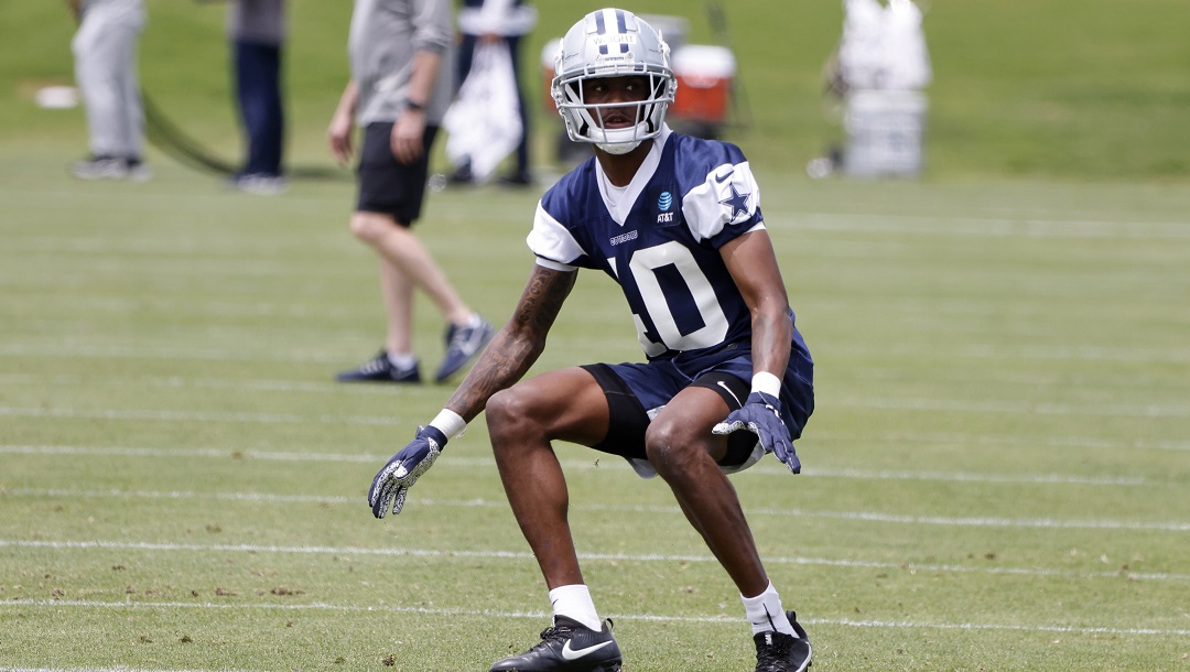Dallas Cowboys cornerback Nahshon Wright (40) defends during an NFL football OTA in Frisco, Thursday, June 3, 2021.
