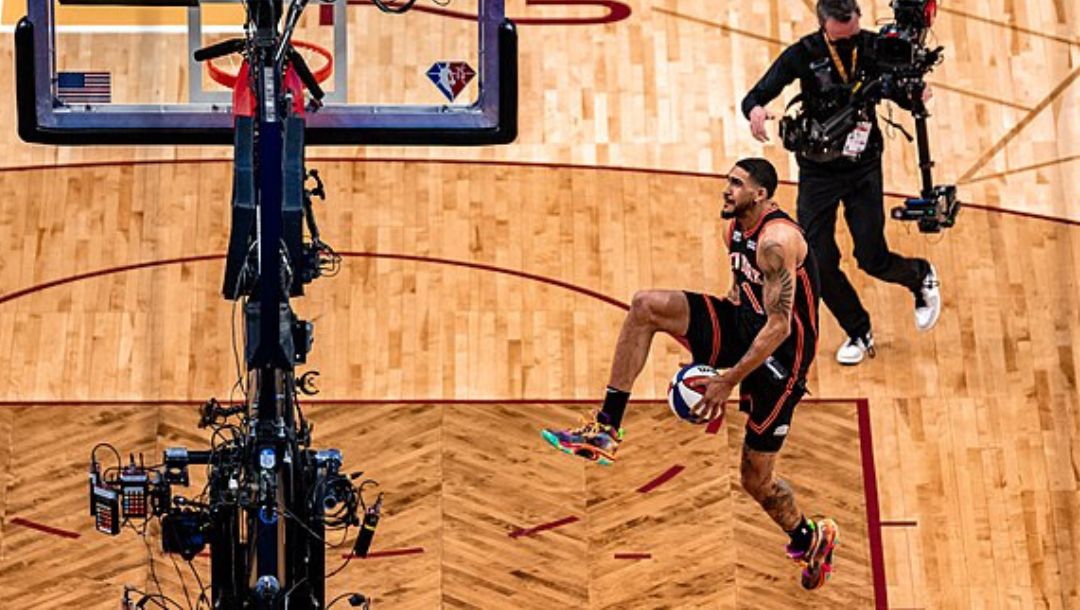 Obi Toppin of the New York Knicks performs his dunk during the 2022 NBA All-Star Weekend Slam Dunk competition.