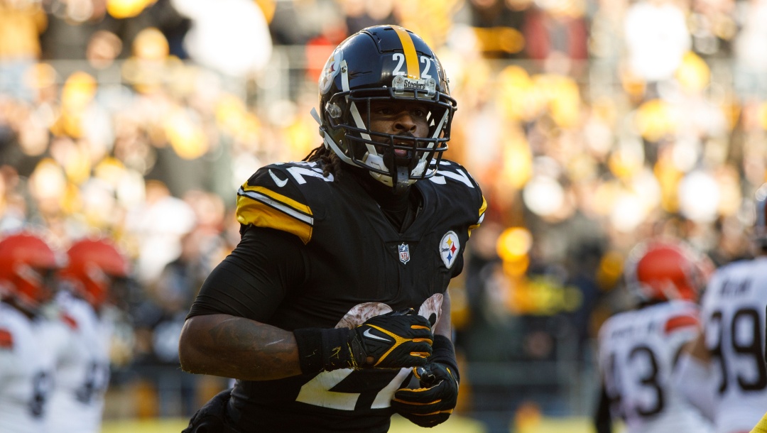 Pittsburgh Steelers running back Najee Harris (22) celebrates after a touchdown during an NFL football game, Sunday, Jan. 8, 2023, in Pittsburgh, PA.