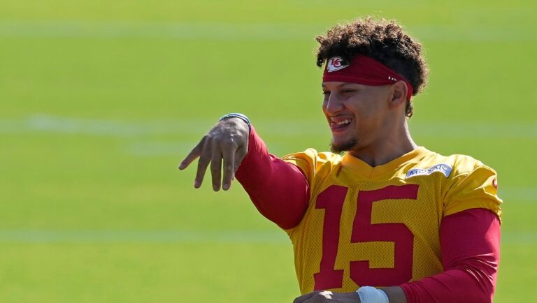 Kansas City Chiefs quarterback Patrick Mahomes passes the ball at NFL football training camp Wednesday, July 17, 2024, in St. Joseph, Mo. (AP Photo/Charlie Riedel)
