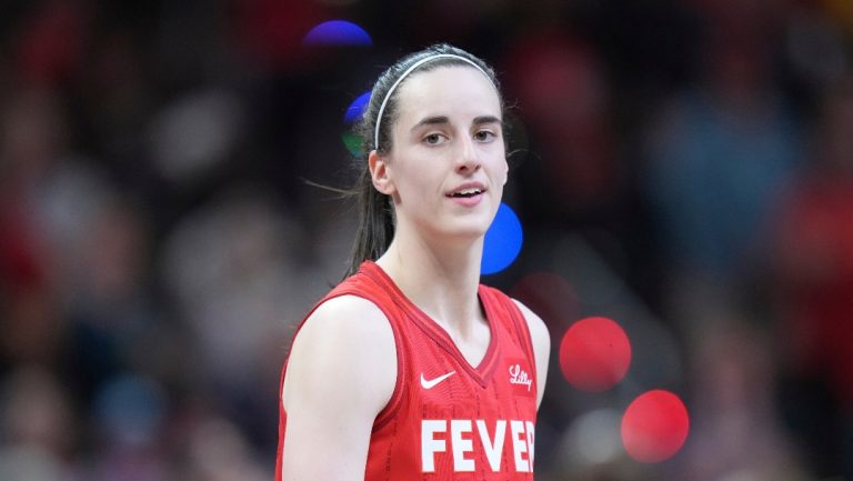 Indiana Fever guard Caitlin Clark (22) in action during a WNBA basketball game as the Indiana Fever played the Chicago Sky in Indianapolis, Saturday, May 17, 2025.