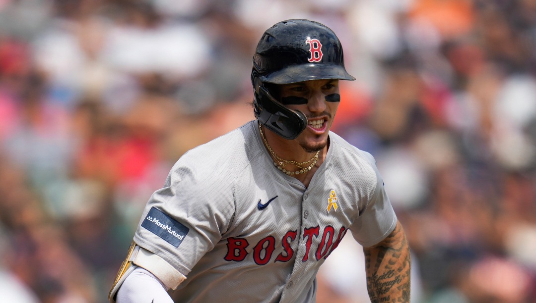 Boston Red Sox's Jarren Duran pumps his fist after hitting a one-run single against the Detroit Tigers in the fifth inning of a baseball game, Sunday, Sept. 1, 2024, in Detroit. (AP Photo/Paul Sancya)