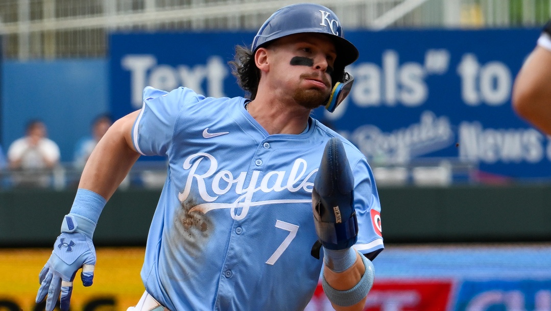 Kansas City Royals' Bobby Witt Jr. sprints to third base on a single by Kansas City Royals' Vinnie Pasquantino during the sixth inning of a baseball game against the Chicago White Sox, Sunday, July 21, 2024, in Kansas City, Mo.