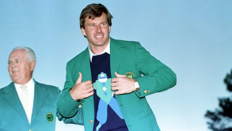 Who Gives the Green Jacket to a Back-to-Back Winner?
