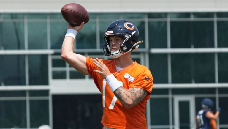 Chicago Bears quarterback Tyson Bagent throws a ball during NFL football practice at Halas Hall in Lake Forest, Ill., Thursday, June 5, 2025.